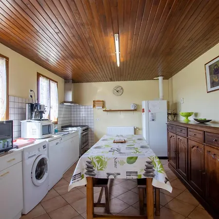 Hébergement de vacances Maison Familiale Renovee Avec Jardin, Ideale Pour 6 Pers., Proche Foret Et Activites, Animaux Acceptes - Fr-1-616-4 *